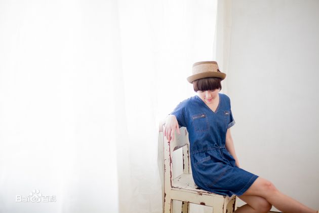 蔡颐榛(Bernice)服装型录图册