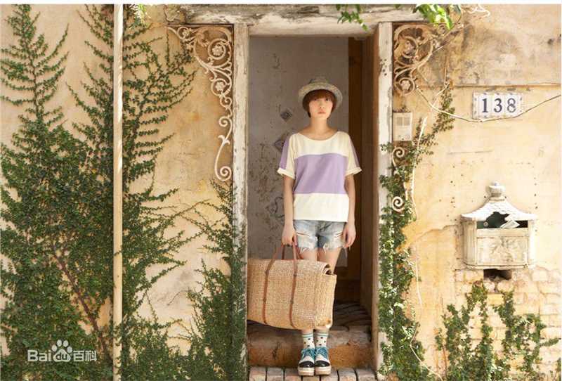 蔡颐榛(Bernice)服装型录图册