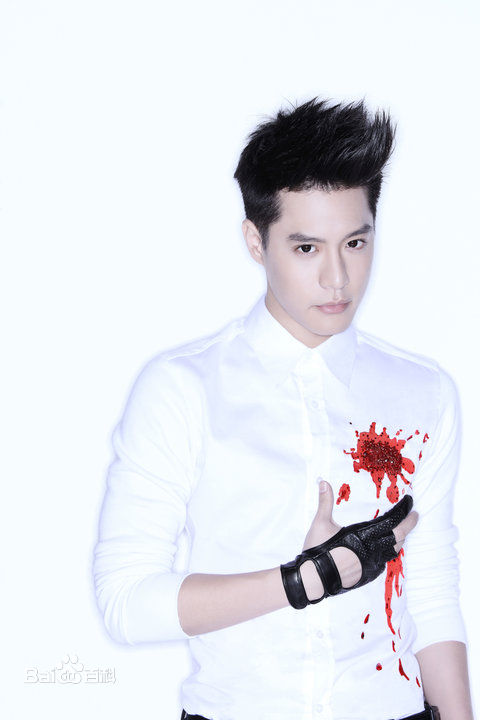 最优质周汤豪(Nick Chou)生活照