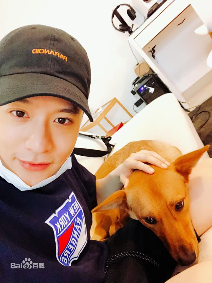 周汤豪(Nick Chou)NICK可爱搞怪壁纸壁纸