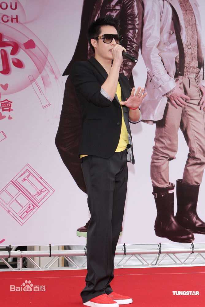 最新周汤豪(Nick Chou)精彩图册