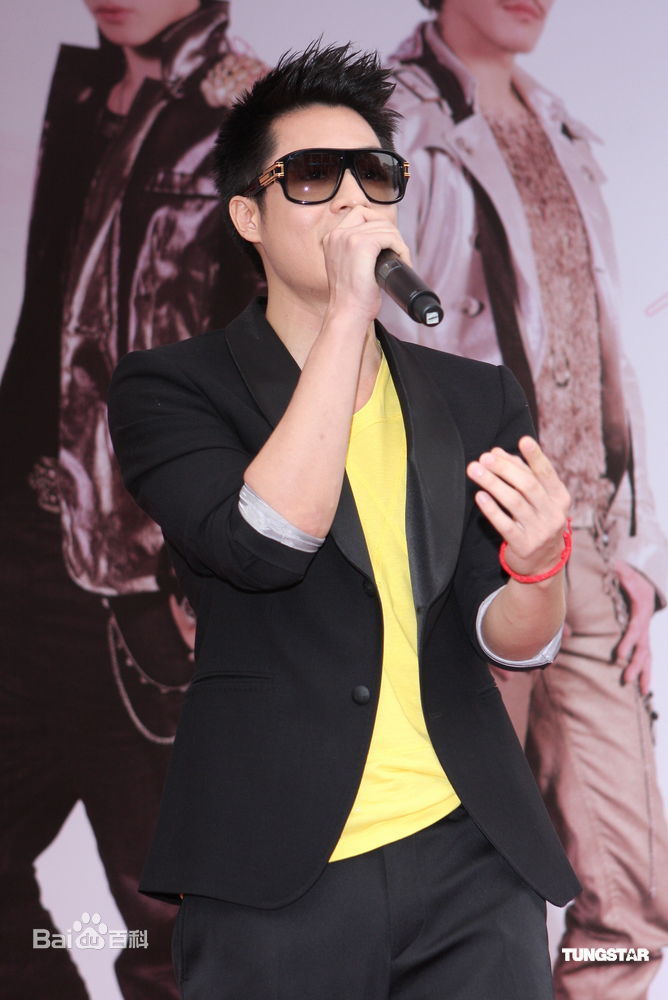 最新周汤豪(Nick Chou)精彩图册