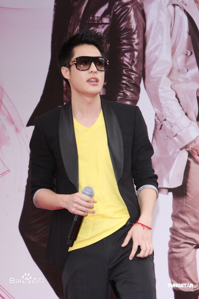 最新周汤豪(Nick Chou)精彩图册