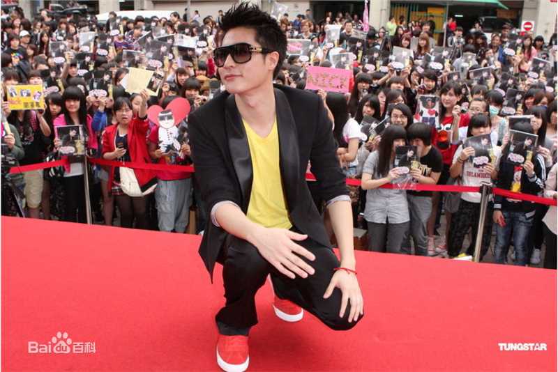 最新周汤豪(Nick Chou)精彩图册