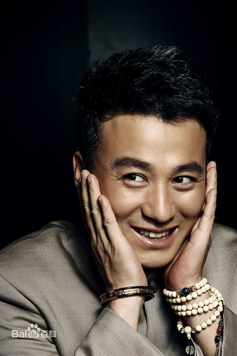 毛乐正装照片壁纸壁纸