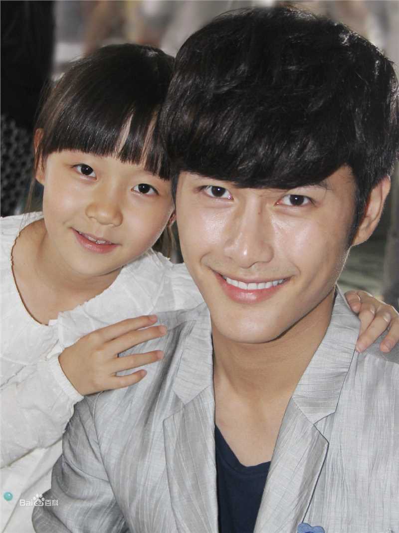 徐玺涵电视剧《闪亮茗天》高清剧照