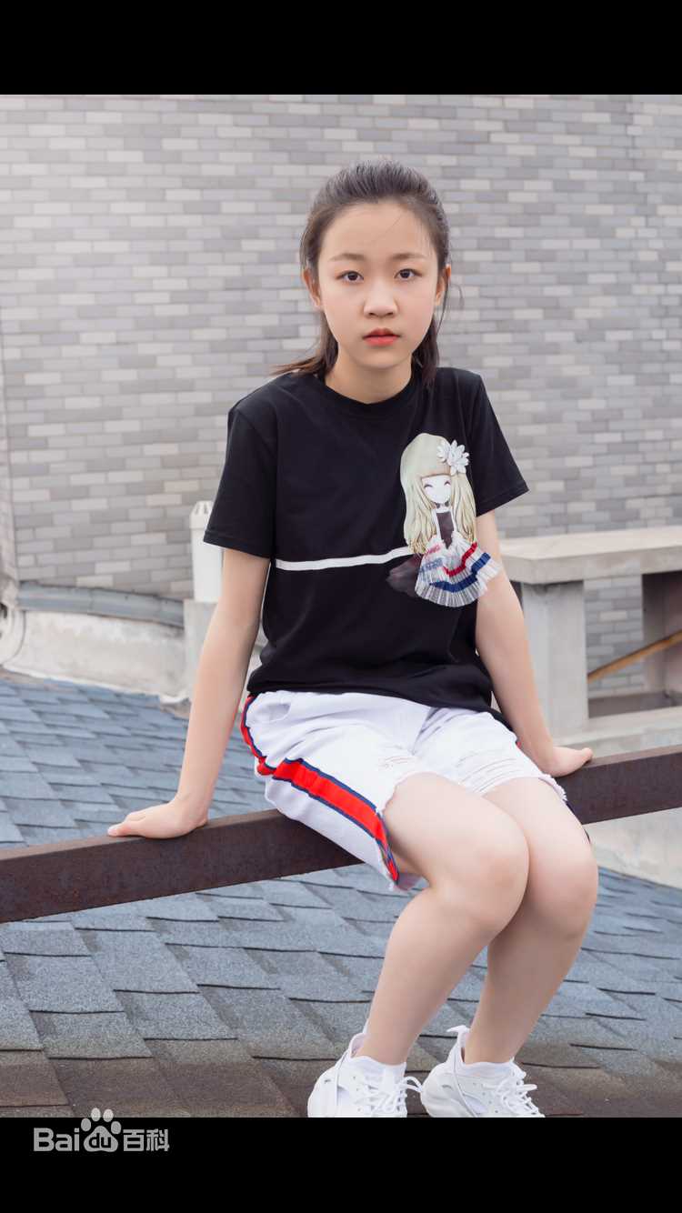 徐玺涵生活照片前后照片