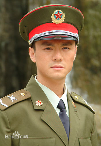 唐以诺最全剧照