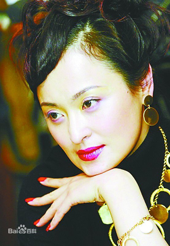 王璐瑶影视形象素颜照壁纸