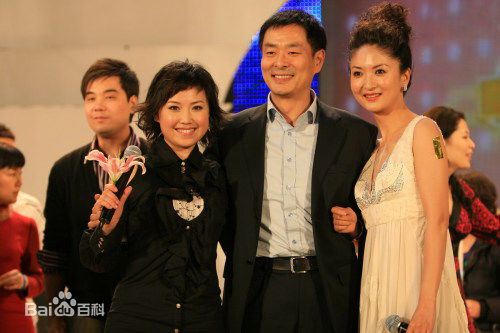 王佳一出席活动图册