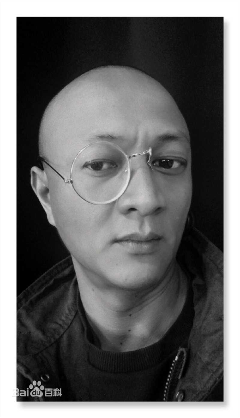 孙磊演员素颜照相册