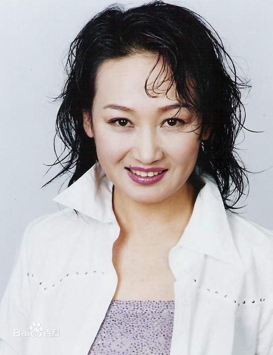 哈斯高娃生活照素颜照相册