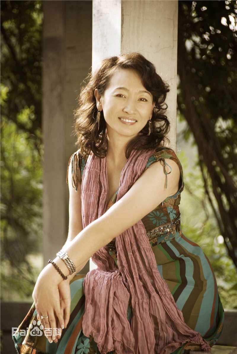 哈斯高娃生活照素颜照相册