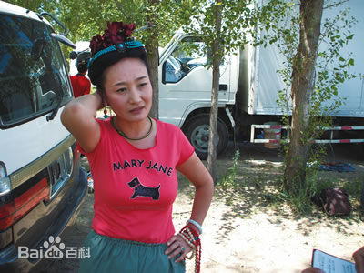 哈斯高娃生活照素颜照相册