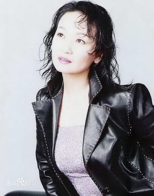 哈斯高娃生活照素颜照相册