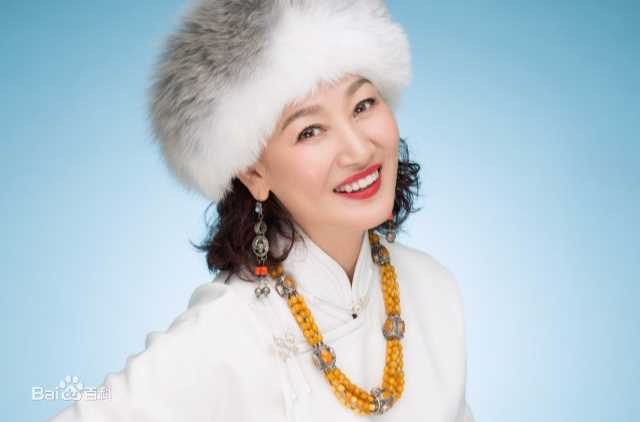 高清哈斯高娃图片