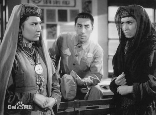 梁音《冰山上的来客》最新剧照