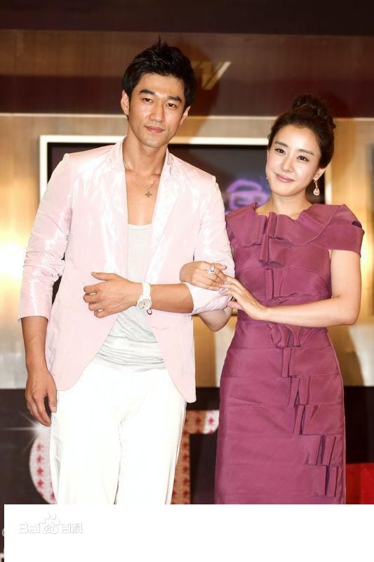 高清李柱贤性感图片