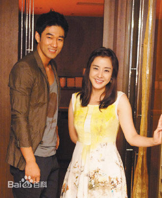 高清李柱贤性感图片