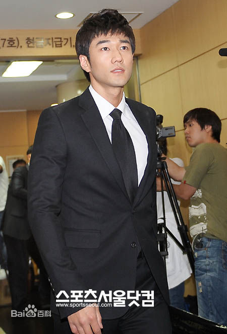 李柱贤最新影集图集