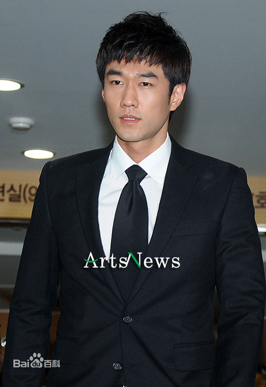 李柱贤最新影集图集