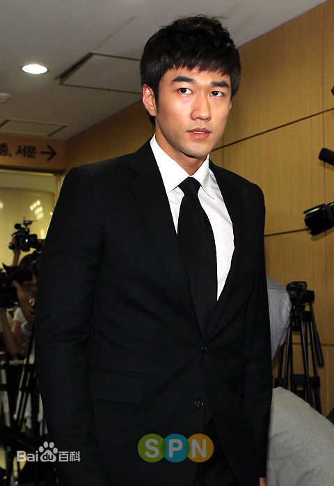 李柱贤最新影集图集