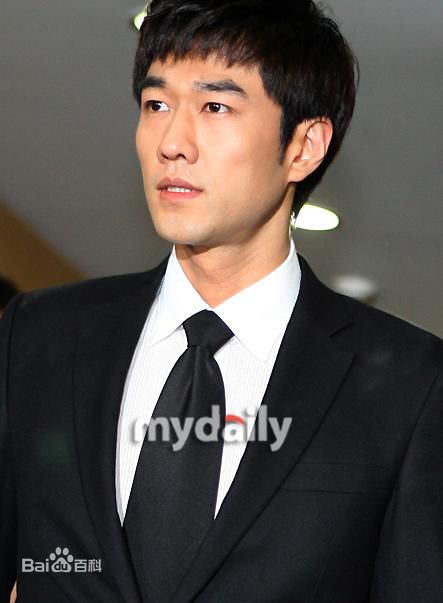 李柱贤最新影集图集