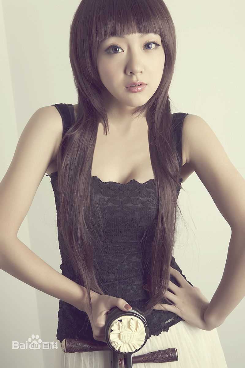 于瑛楠艺术照图片图册