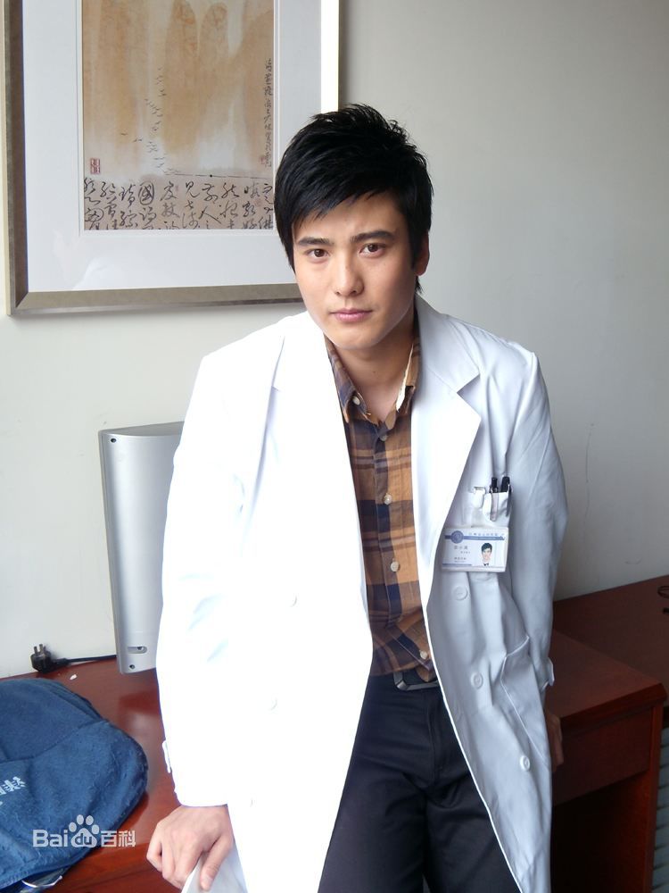 最优质孙仲加生活照