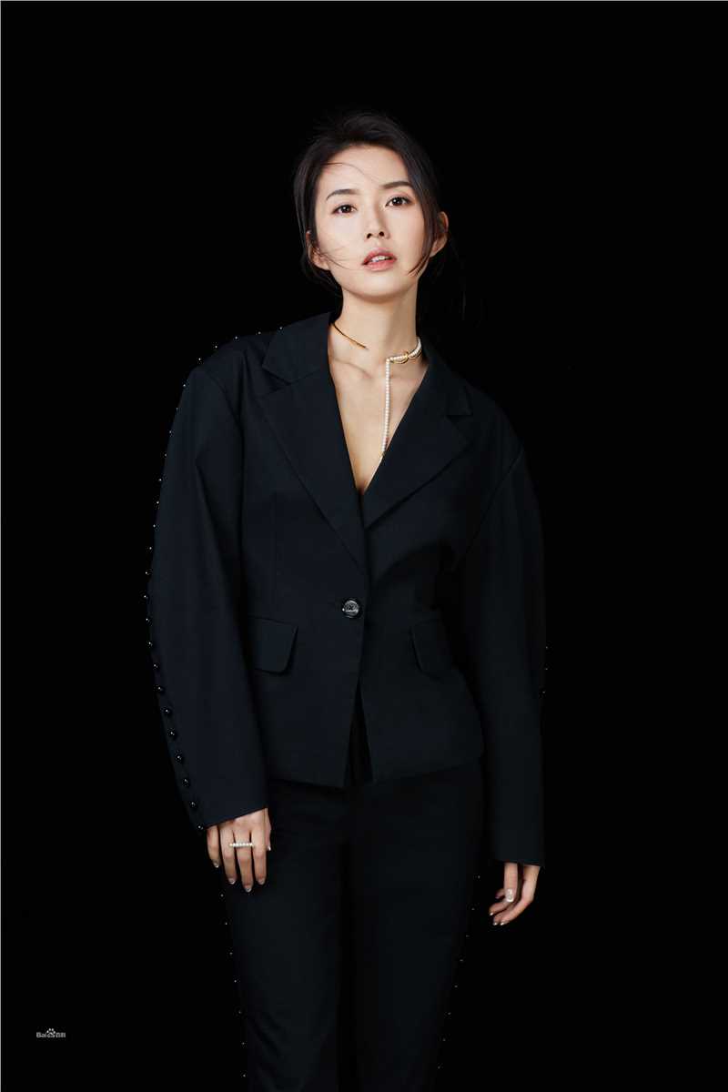 李宜儒照片性感图片图集