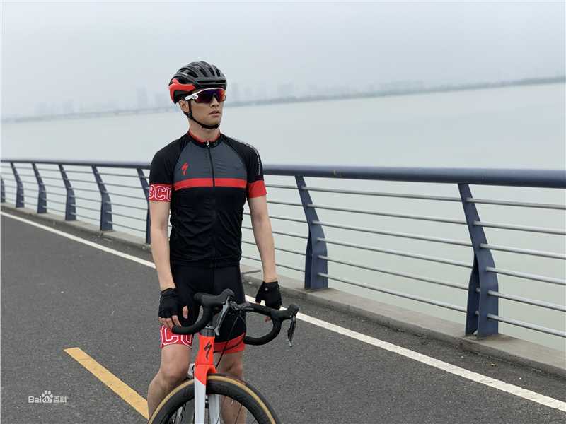 萧浩冉图片前后照片