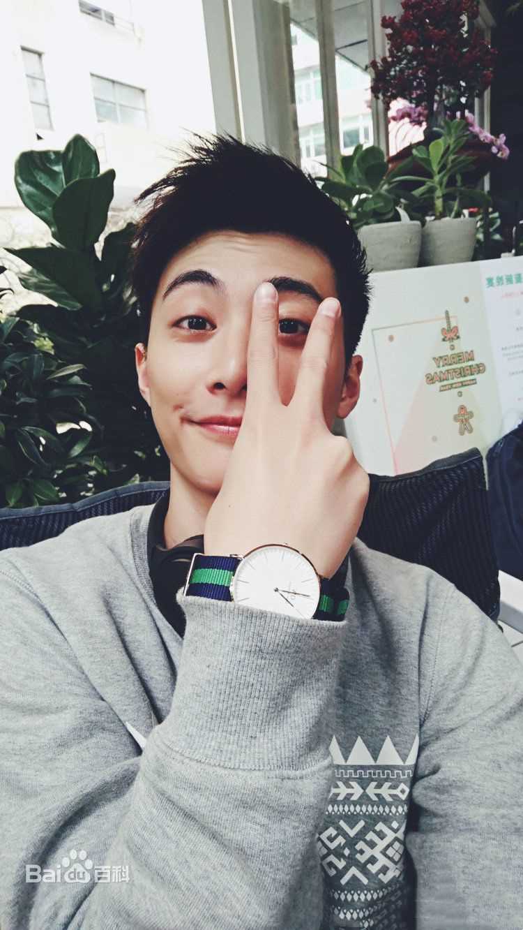 萧浩冉生活照生活照