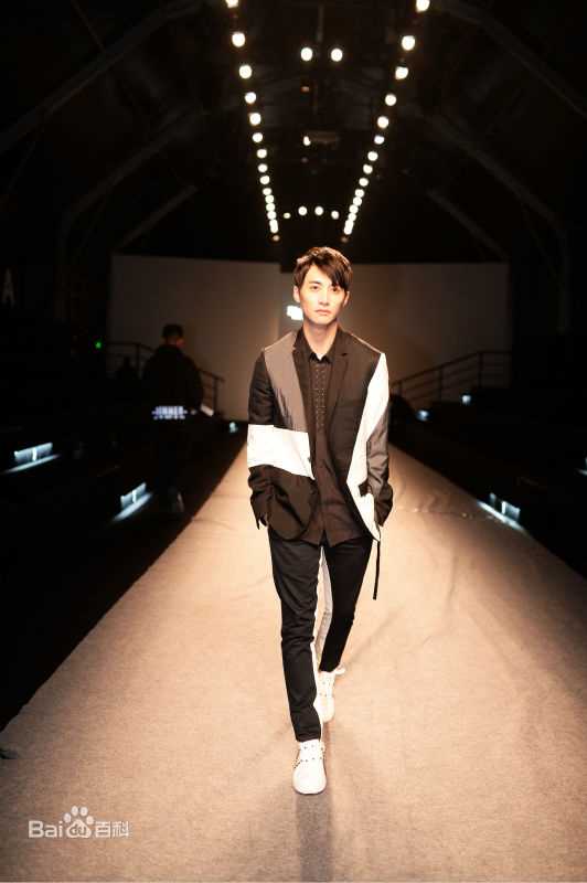 萧浩冉图集生活照相册