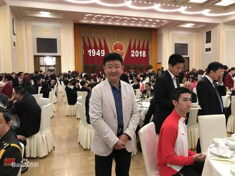 陈延军概述图册素颜照壁纸