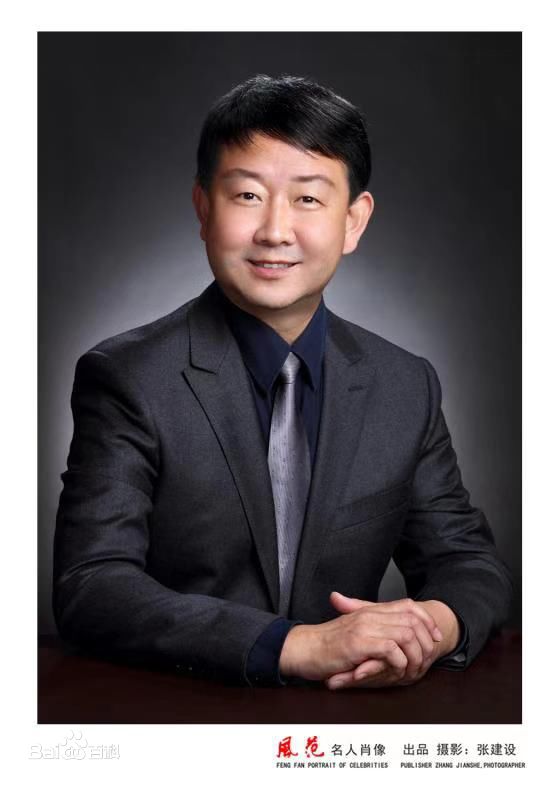 陈延军概述图册素颜照壁纸