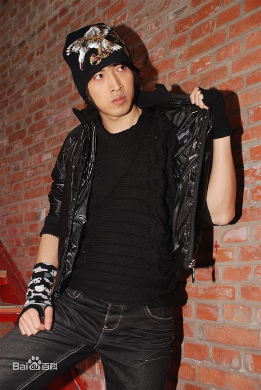 张梓宸生活照片前后照片