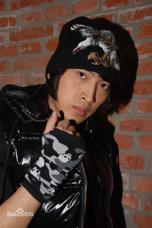 张梓宸生活照片前后照片