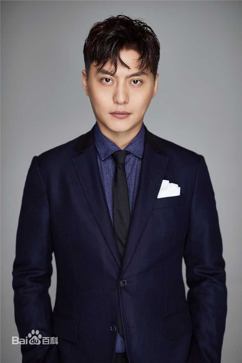 侯京健侯京建宣传生活照相册