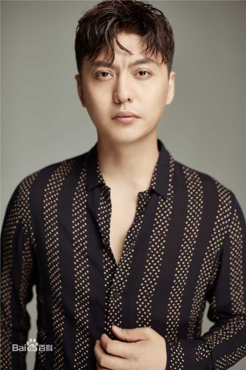 侯京健侯京建宣传生活照相册