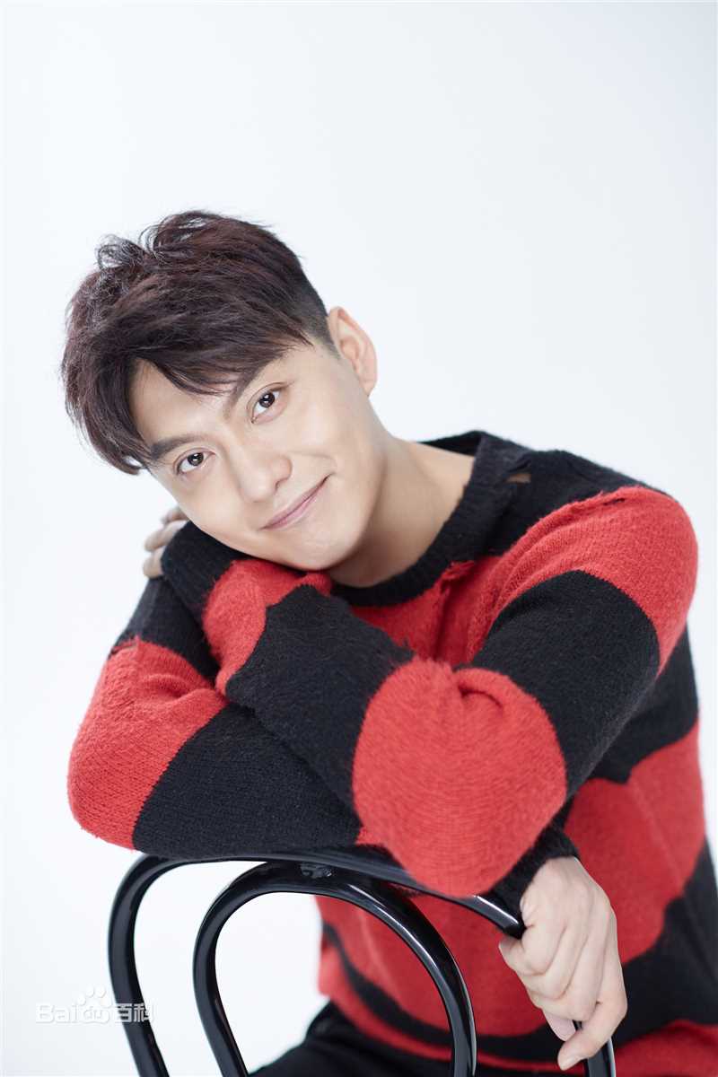 侯京健侯京建宣传生活照相册