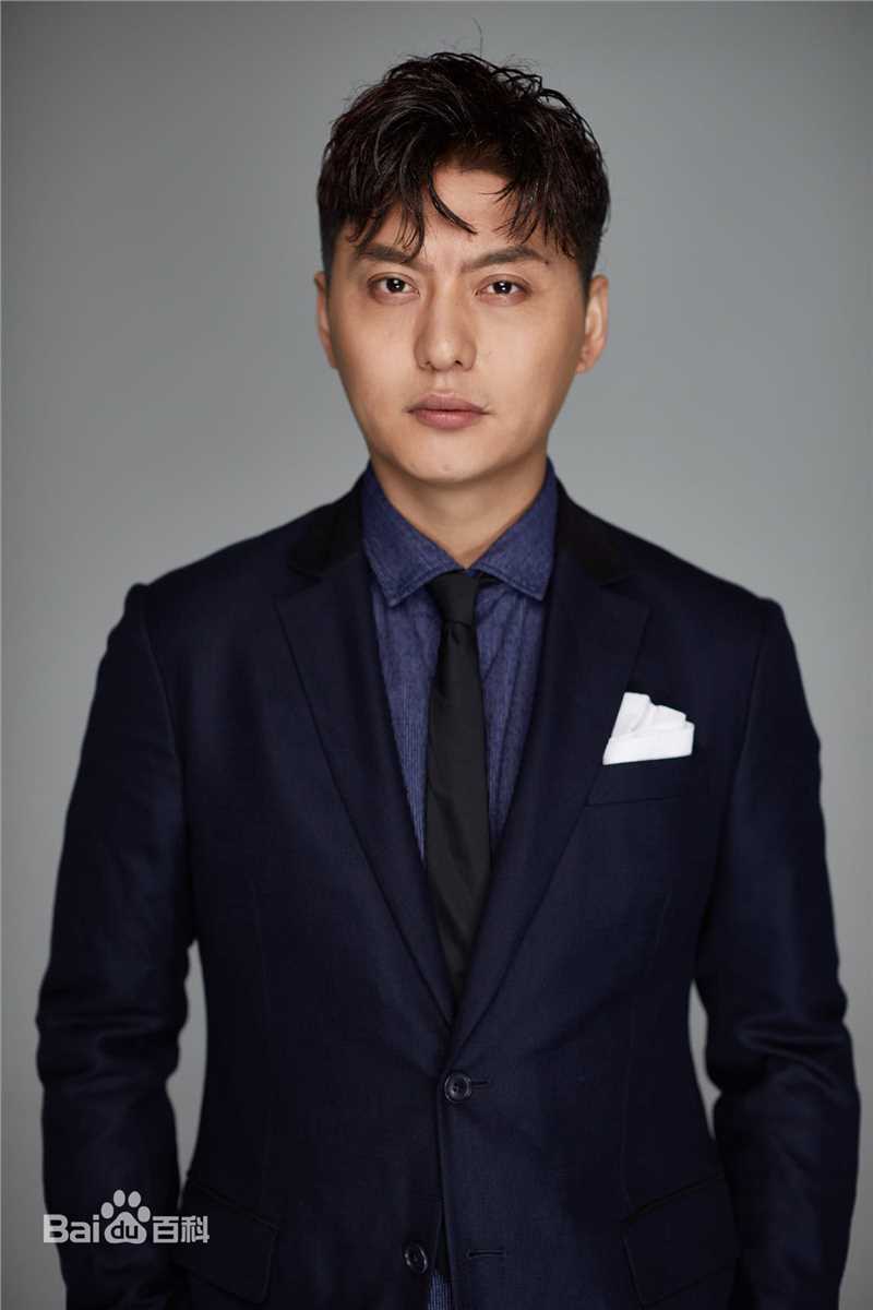 最优质侯京健生活照