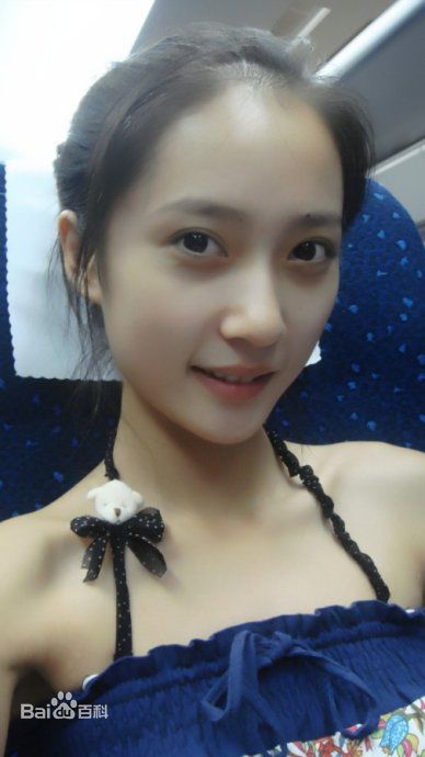 关慧卿(Lesley)日常美图素颜照壁纸