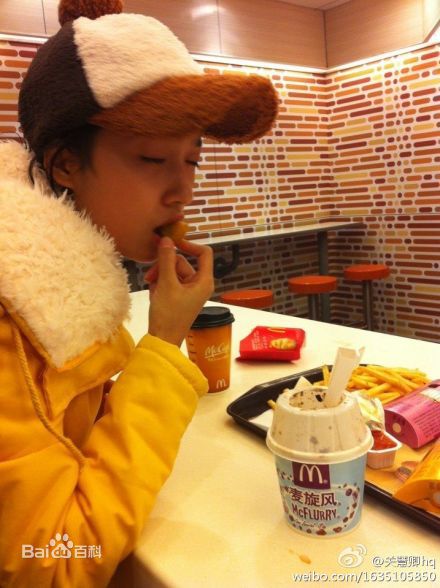 关慧卿(Lesley)日常美图素颜照壁纸