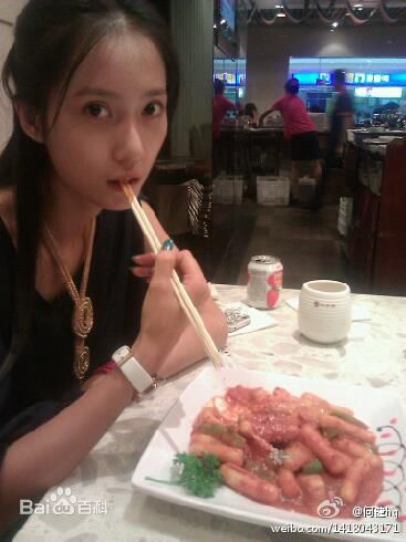 关慧卿(Lesley)日常美图素颜照壁纸