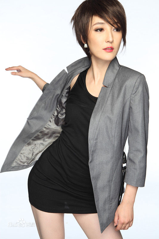 最新孙亚男性感图片