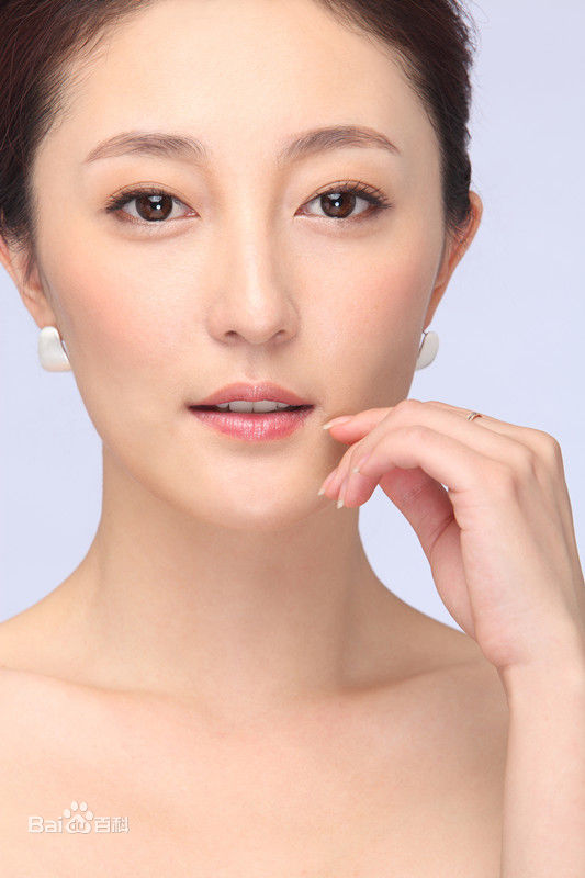 最新孙亚男性感图片