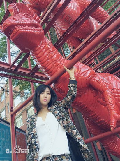 王泫伊(Isabella)生活照图片图集