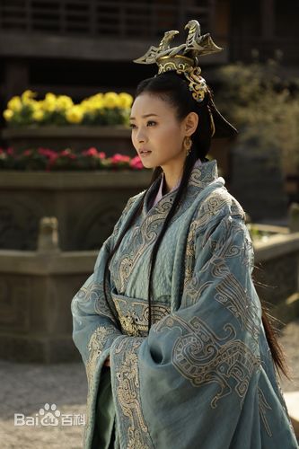 王翊丹(Yi Dan Wang) 《春秋祭》最新剧照