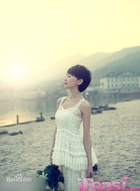 刘钇彤(yita)高清杂志拍摄照片图集