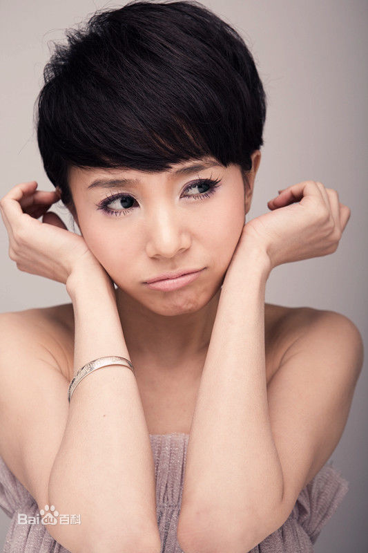 刘钇彤(yita)高清杂志拍摄照片图集